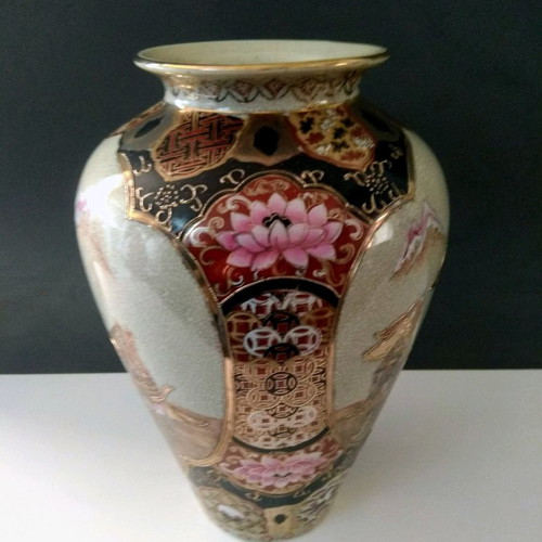 Satsuma porcelain vase set of 2 used