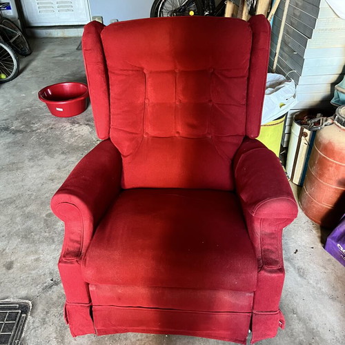 Armchair LayzyBoy used with recliner
