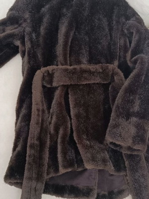 Οικολογική γούνα Benetton καφέ σαν καινούργια, μέγεθος S