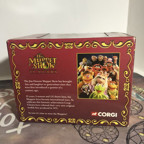 Muppets 25 Years Animal on Tractor Corgi figure like new