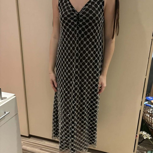 Official dresses in blue-green and black-gold XL, others S