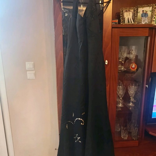Maxi evening dress like new with gift scarf Masquerade black