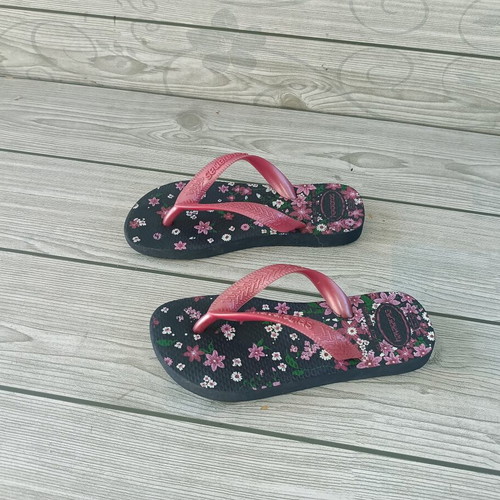 Havaianas flip-flops size 29.5, Sharmantino