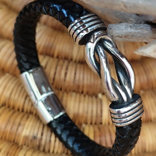 Men's leather bracelet with stainless steel nautical knot new