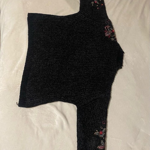 Zara chenille sweater like new, black, size M