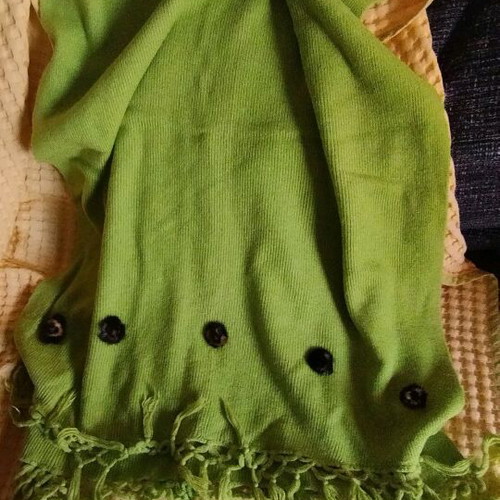 Back scarf like new