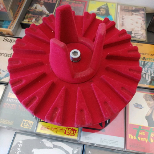 Aluminum rotating cassette holder like new with 16 slots