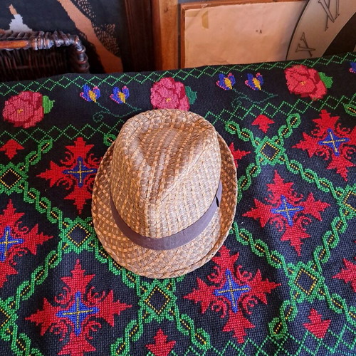 Hat used, size 59cm