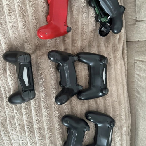 Sony PS4 controllers like new, one with broken analog stick