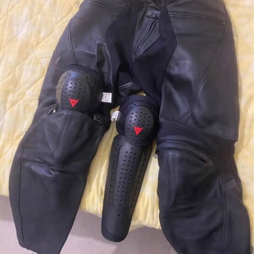 Dainese Pony 3 leather motorcycle pants, black, size 52