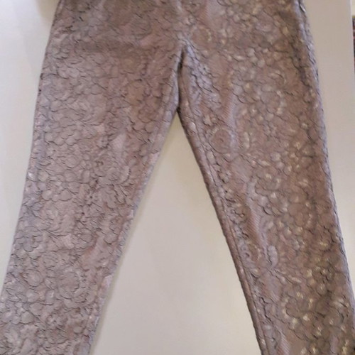 Madeleine lace pants like new