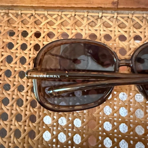 Burberry vintage sunglasses used in excellent condition