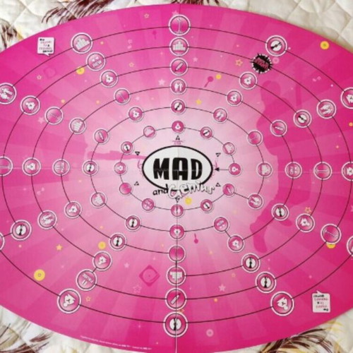 Board games used, pack with 'Are You The Weakest Link' and Mad & Genius