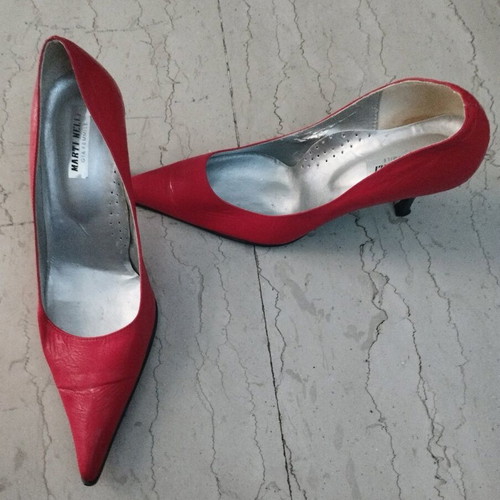Red shoes used, size 38