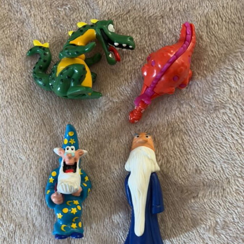 Dragons & Wizards Kinder Toys like new