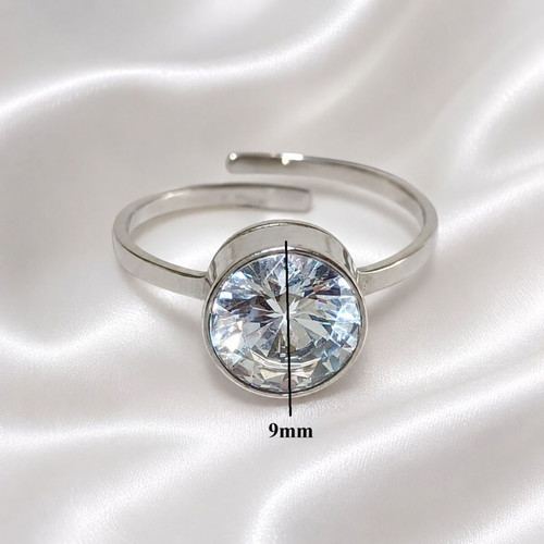 Ring made of stainless steel with zirconium, new