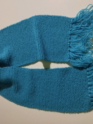 Children's scarf handmade like new, turquoise with fringes