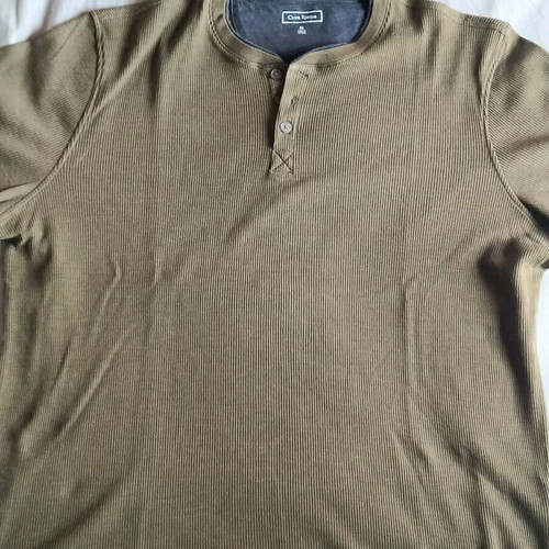 Club Room t shirt XL like new, olive color