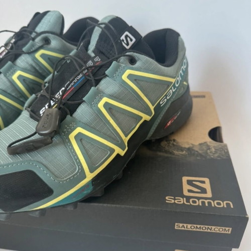 Salomon Speedcross 4W hiking shoe like new, waterproof, size 38