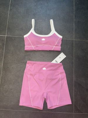 Alo Yoga summer set new, pink