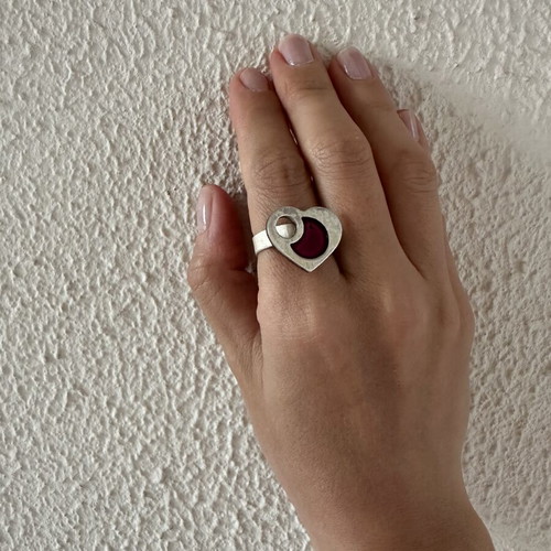 Heart ring with purple enamel silver 925 like new, adjustable
