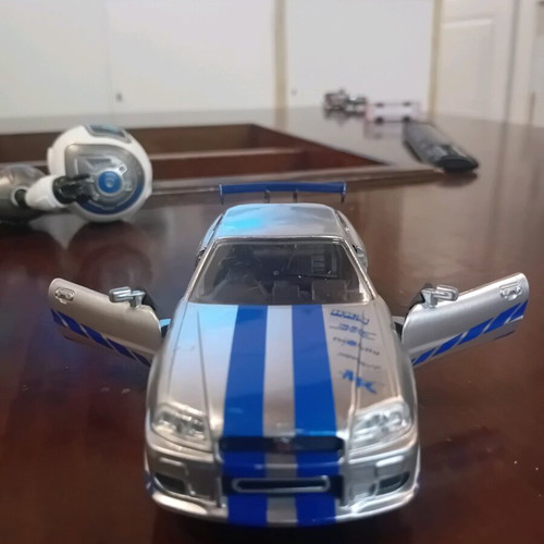 Nissan Skyline GT R toy car used, scale 1:32