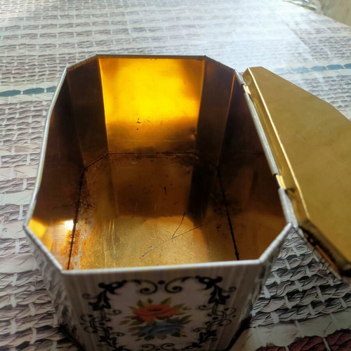 Metal box with flowers
