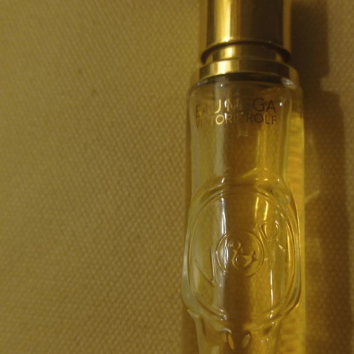 Viktor & Rolf Eau Mega perfume 20ml, practical size for bag