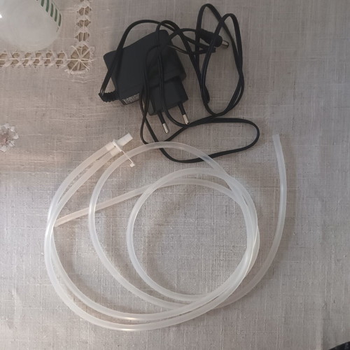 Ameda Mya Joy Double Electric Breast Pump like new with Hands-Free Pumping Bra