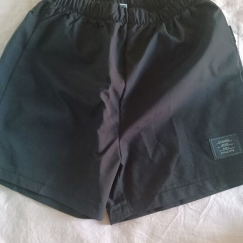 Boys' shorts pack of 3, size 6-7 years, like new
