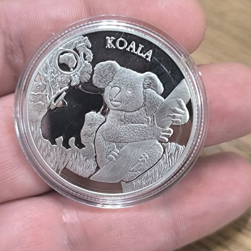 Koala Australia souvenir coin replica 40mm, new