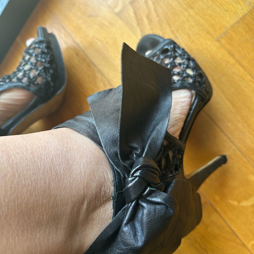 Leather unique ankle boot Boutique 9 no 38 with 11cm heel like new, black