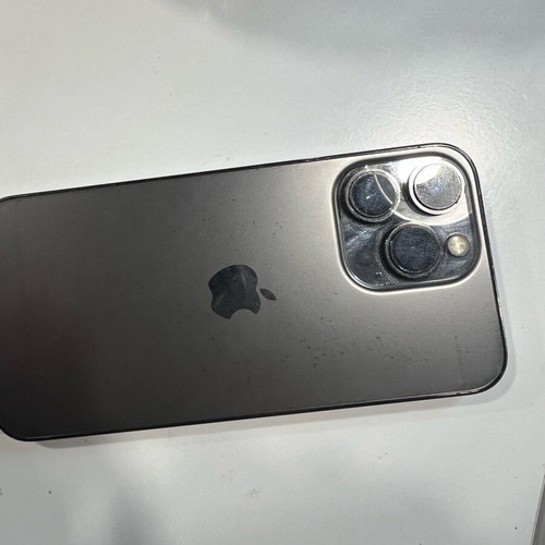 I phone used, gray, in very good condition