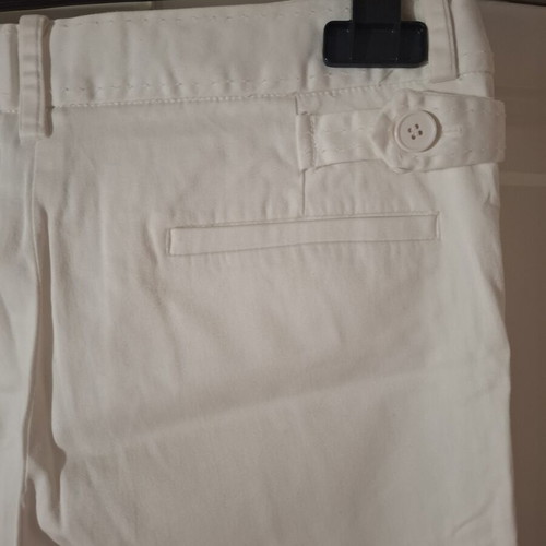 Zara women's 3/4 pants in excellent condition, white, size S