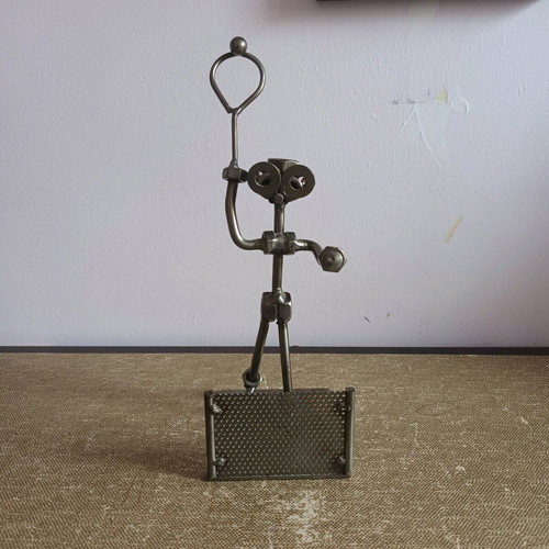 Hinz and Kunst Original statue used