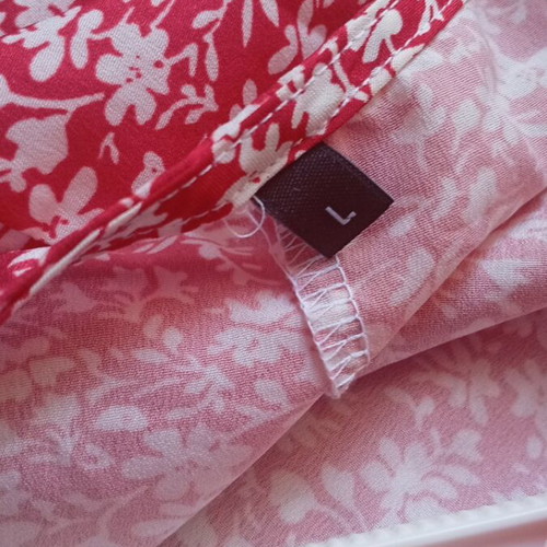 Summer dress like new, size large, knee length, airy and comfortable