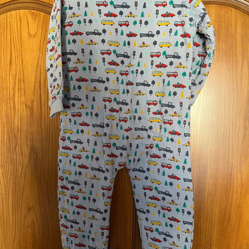 Sleeping bag like new, 4-5 years old
