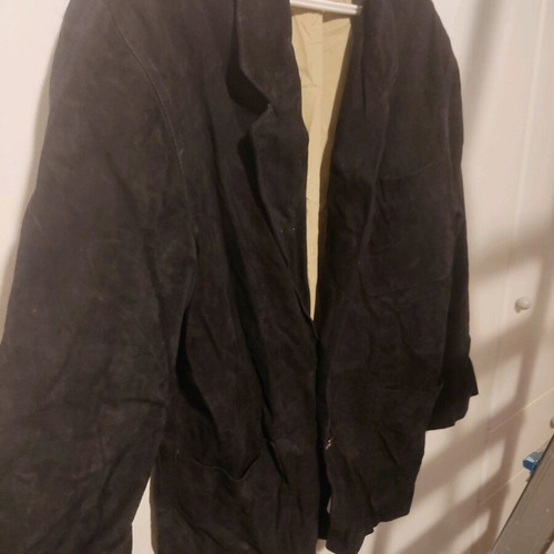Suede jacket black like new size M unisex
