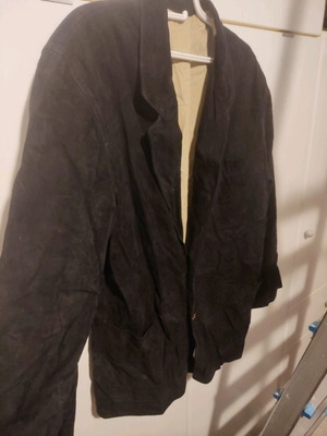 Suede jacket black like new size M unisex