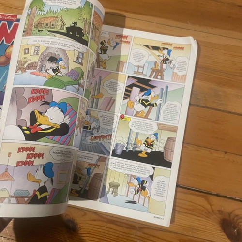 Komix like new issues 207 and 208