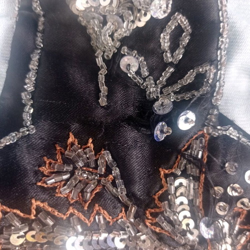 Esti bag embroidered with sequins, new, handheld
