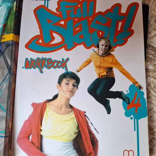 Full Blast! 4 Student's Book and Workbook set like new, English