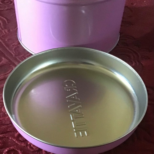Collectible metal storage box like new, 9cm height 12cm diameter