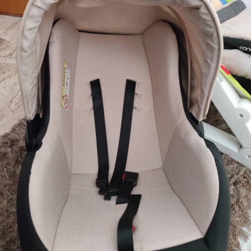 Kangaroo baby set like new with chair, relax and car seat
