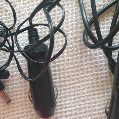 Car chargers like new, old type, pack of 7 pieces