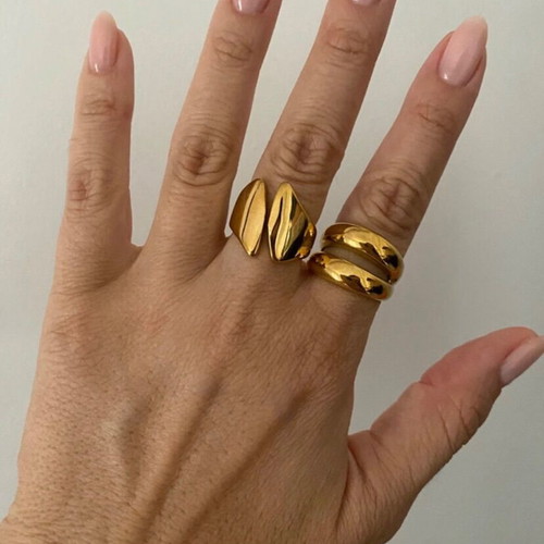Steel rings couple worn twice, gold color
