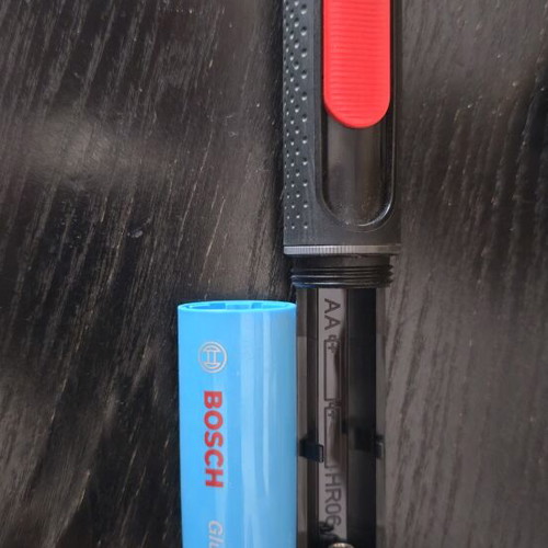 Glue gun like new, fits small glue sticks