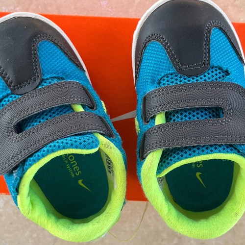 Nike shoes for boy size 19.5 used