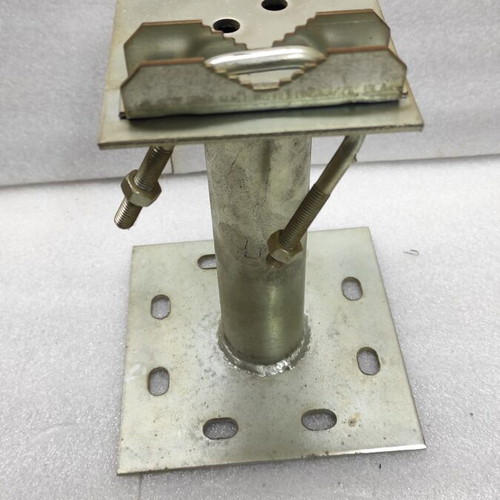 Galvanized square base for terrestrial antenna or satellite dish mast