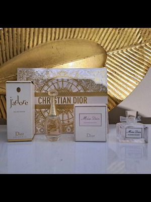Dior σετ μίνι καινούργιο με J'adore και Miss Dior Blooming Bouquet
